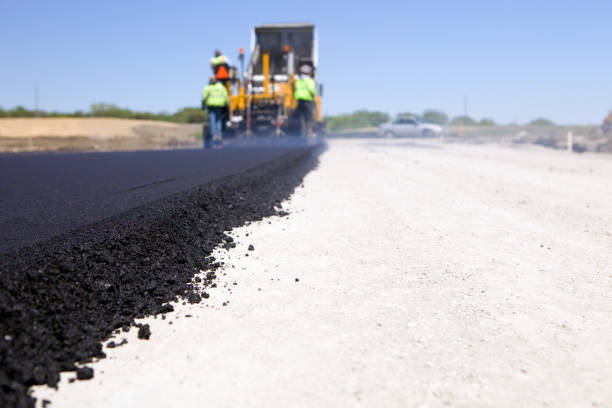 Best Driveway Pavers Near Me  in Pomona, KS